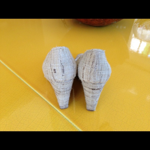 Gently used Prada lined wedge. NOW$80. - Picture 3 of 4