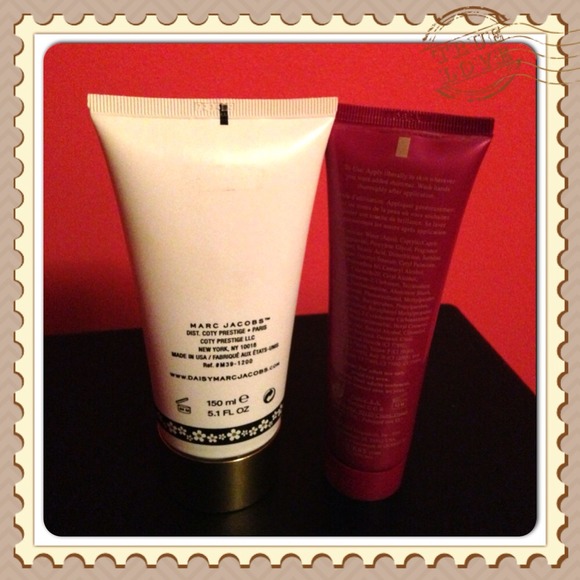 💚💚SOLD💚💚Marc Jacobs&Guess shimmer body lotion - Picture 2 of 2