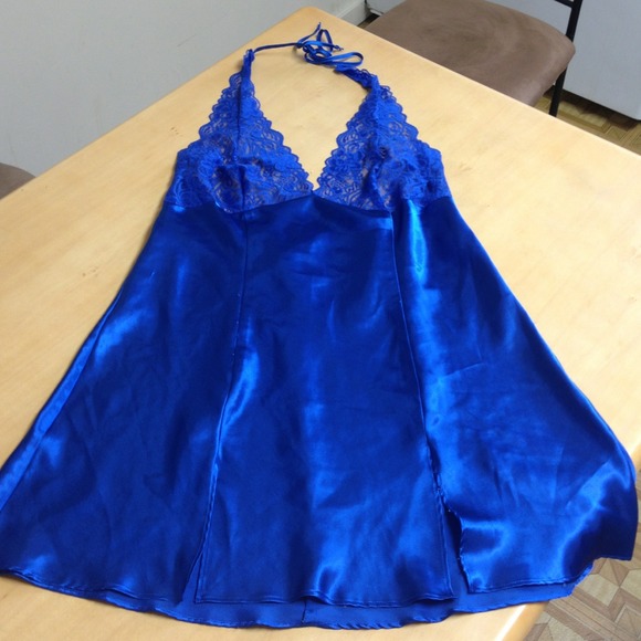 XX RESERVED XX Sexy royal blue nightie