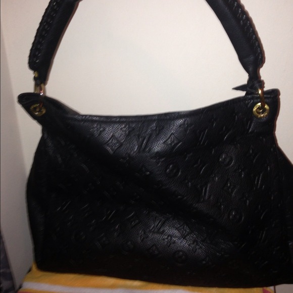 ❤GIFTED❤ to my favorite woman friend. - Picture 2 of 3