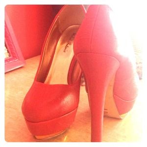 Michael Antonio red heels💁🎀👑✨