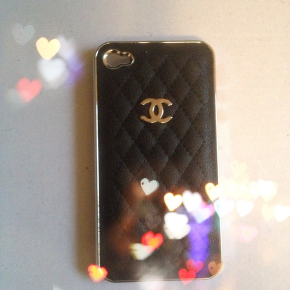 iPhone 4S Black Chanel Case