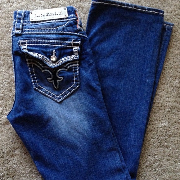 Rock Revival Size 26, Distressed.