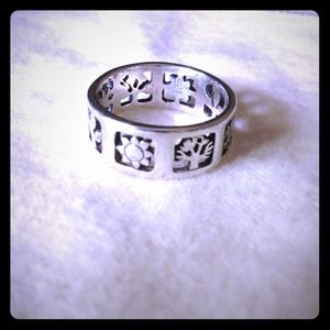 James Avery Seasons Ring