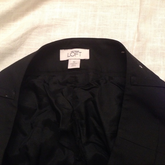 NEW Listing. Black Ann Taylor Suit Jacket & Pants - Picture 3 of 3
