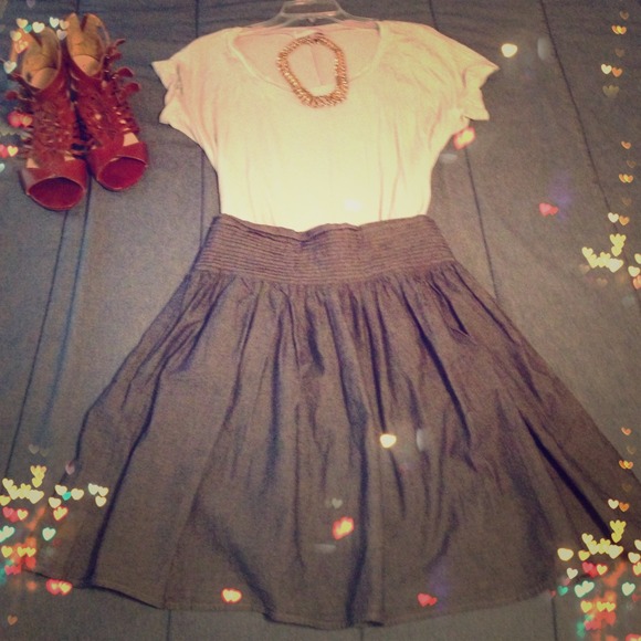 Anthropologie Dresses & Skirts - Anthropologie denim skirt