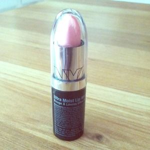 Sold❤ NYC Ultra Moist Lip Wear