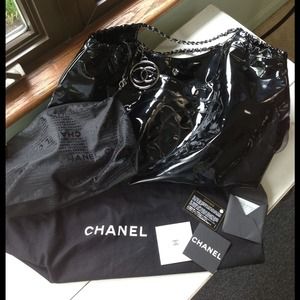 🚫SOLD🚫 Authentic CHANEL XL Coco Cabas Tote