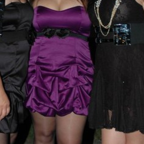 Purple party dress? Prom looking