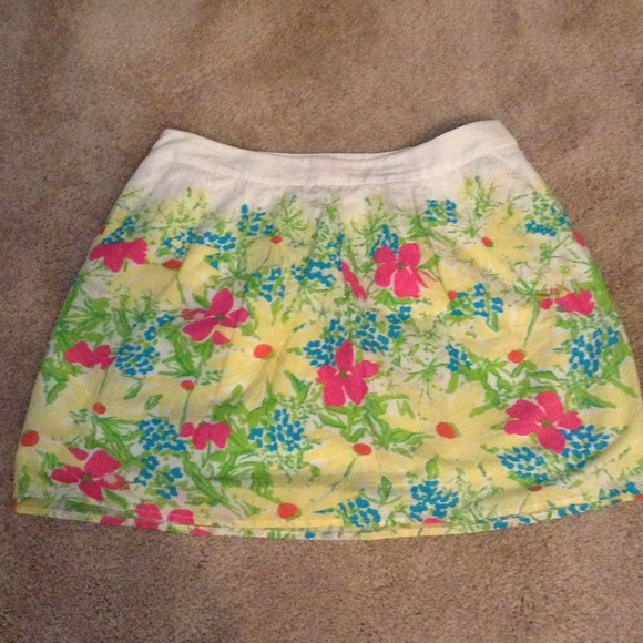 Lilly Pulitzer adorable summer skirt!