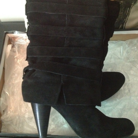 MIA black suede boots 👢 - Picture 2 of 4