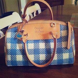 Authentic Dooney and Bourke purse bundle