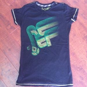 Black and green reef tshirt