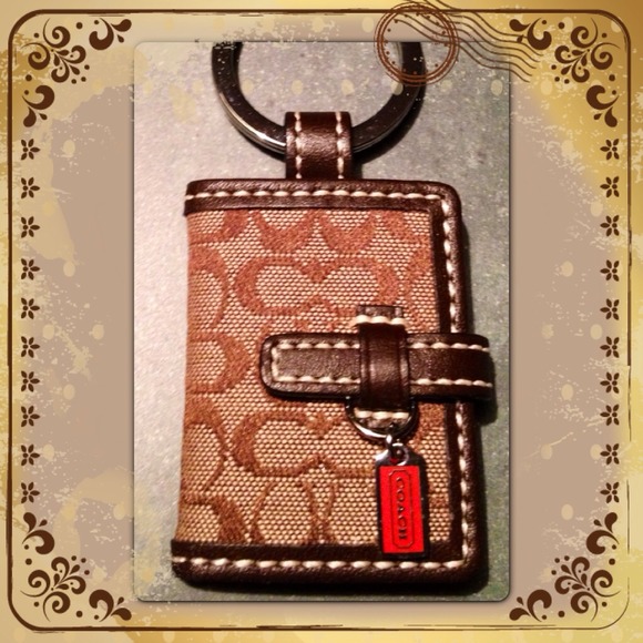 🔴HOLDTeachergirl Signature Two Pic Frame Key NWOT