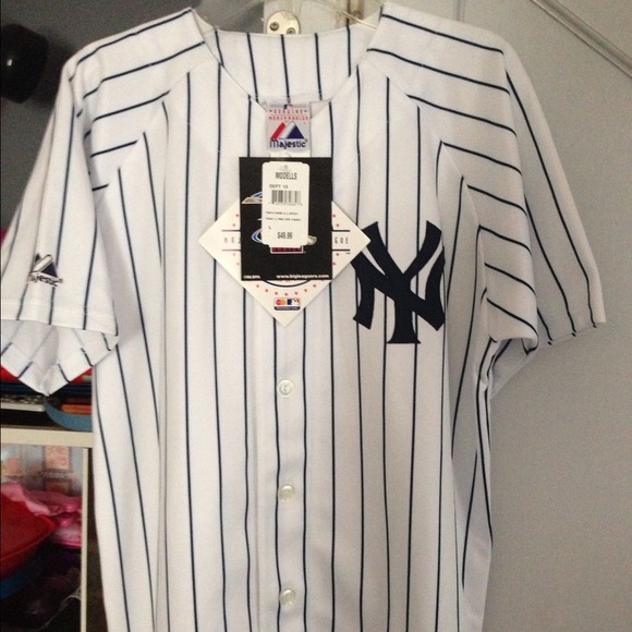 💥Final sale💥Authentic NY yankee shirt
