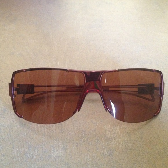 SOLD!!!! Authentic Burberry sunglasses