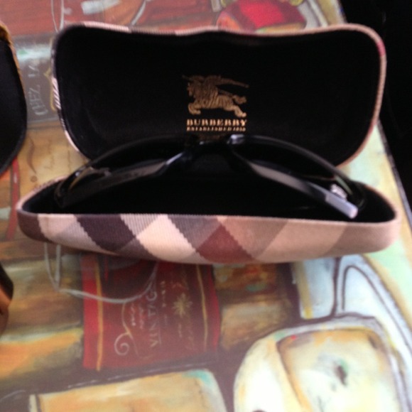 Burberry sunglasses