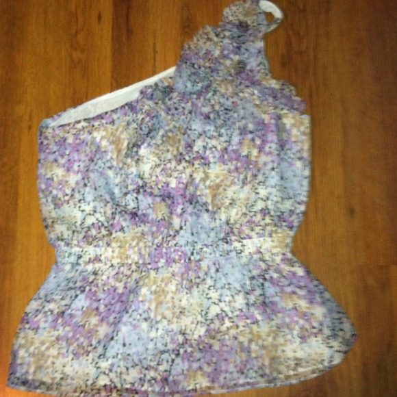 Bebe one shoulder top/SOLD
