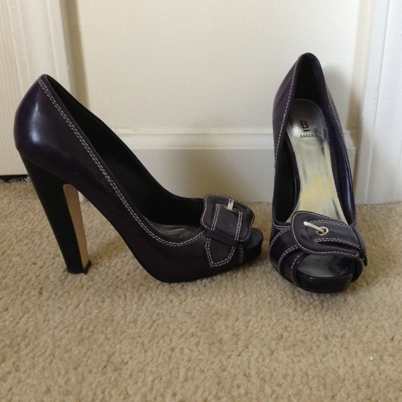 Bakers Purple buckle peeptoe pumps