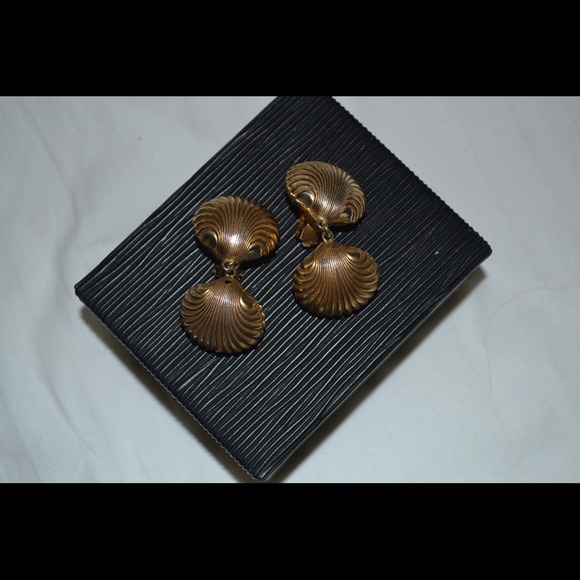 REDUCED! Vintage shell ears Dominique Aurientis.