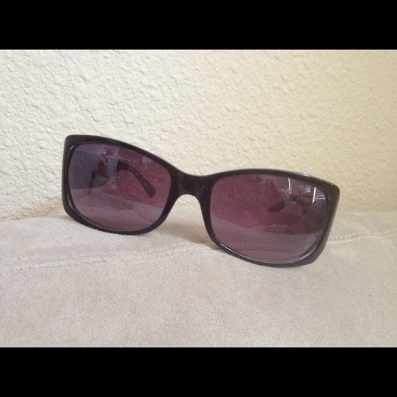 🔴Sold🔴Authentic coach sunnies