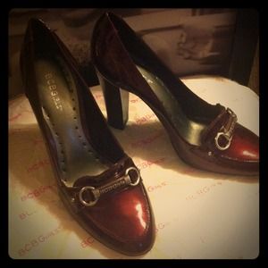 Raisin Tumbled Pearl Patent Leather 🌆🚌