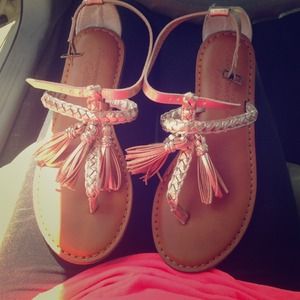American Eagle Sandals