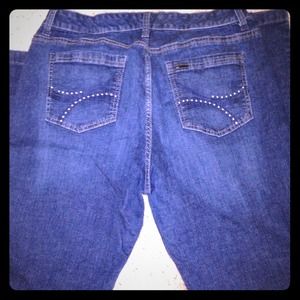 //SOLD//LEE SLENDER CUT JEANS.