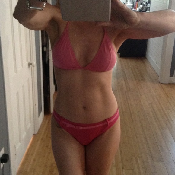 SOLD!! Pinks!! String Bikini!!
