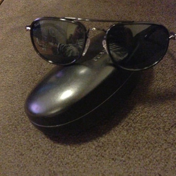 Brand new persol sunglasses polarized lens.