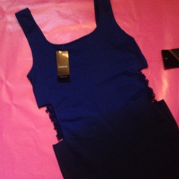 Bebe Ombré Open Side Dress :) - Picture 2 of 4