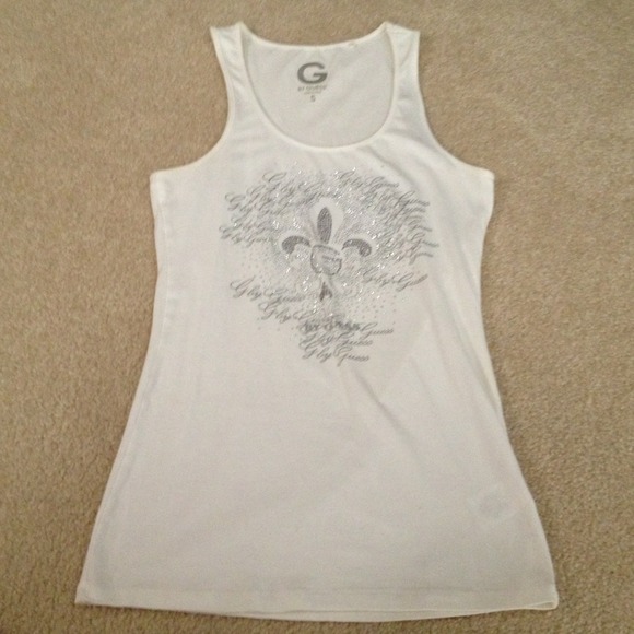 🚫Traded🚫White stretchy Guess rhinestone tank top