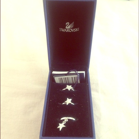 NIB Swarovski set of 3 star rings