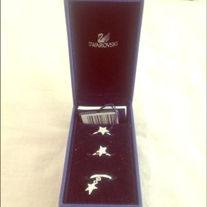 NIB Swarovski set of 3 star rings