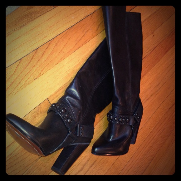 MODERN VINTAGE HELEN HARNESS LEATHER STUDDED BOOTS - Picture 1 of 4