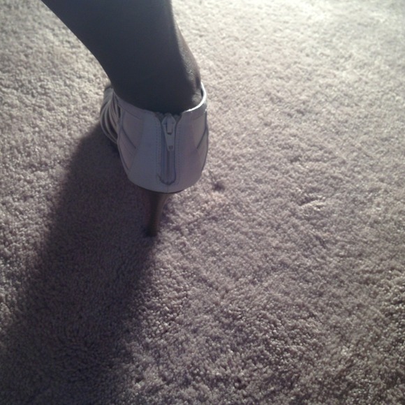 Bandage Sandals - Picture 4 of 4