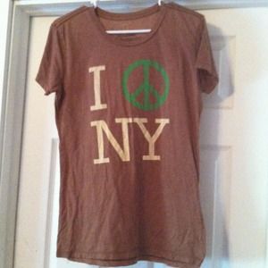 🚫SOLD🚫National Geographic I (Peace) NY  tee