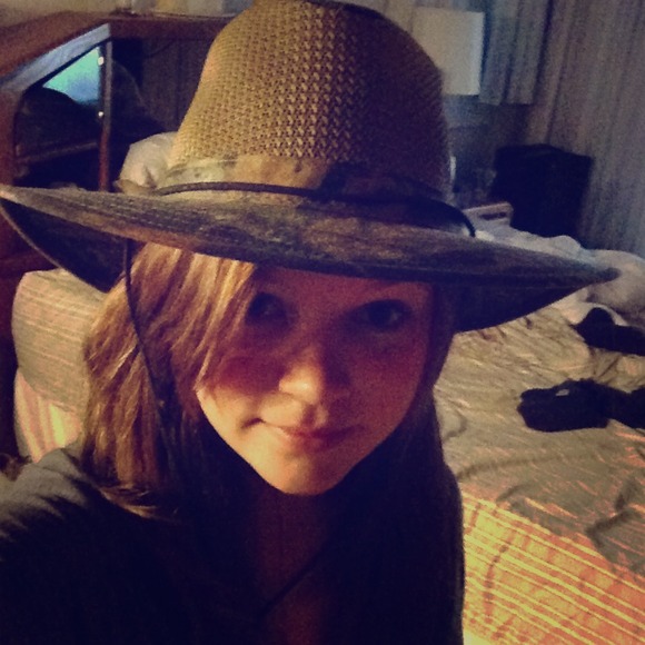 Safari hat