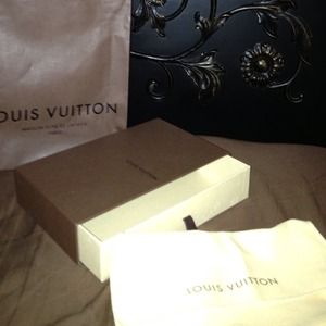 Louis Vuitton wallet box dust bag and gift bag