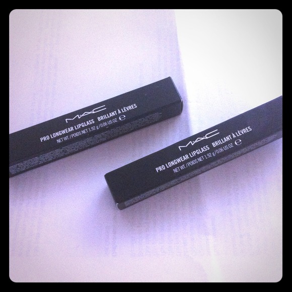 MAC Prolong lipglass