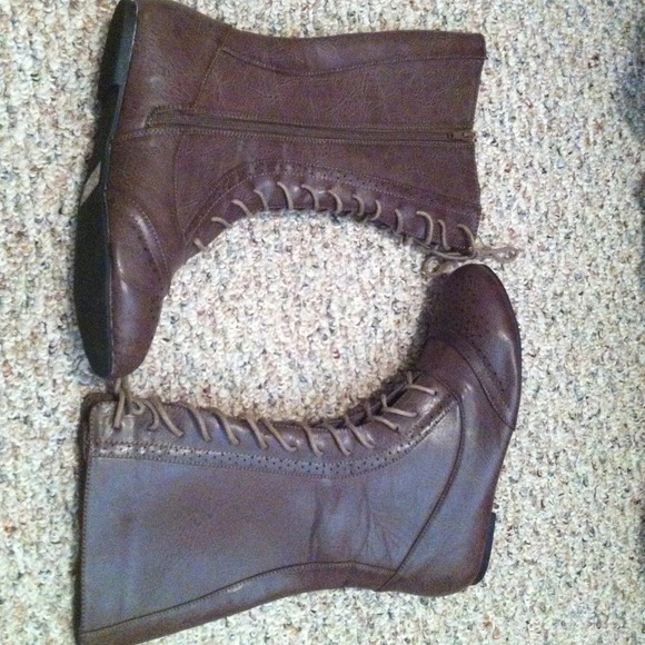 ☀TRADED ☀ Cute brown boots