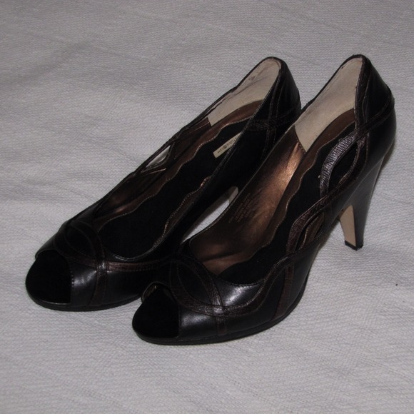 Maxstudio peeptoe heel