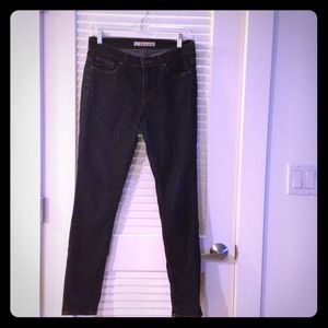 J Brand skinny leg size 28