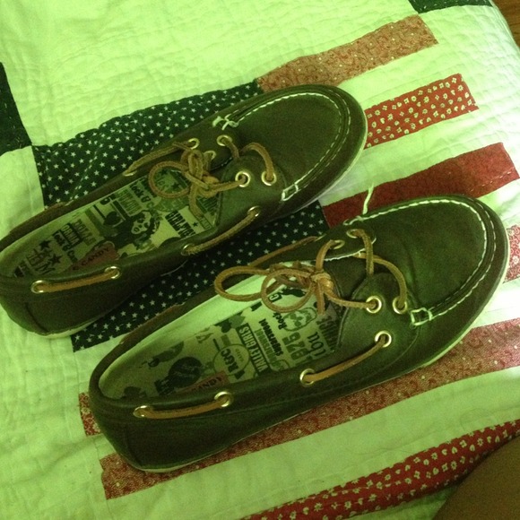 Slip on shoes !