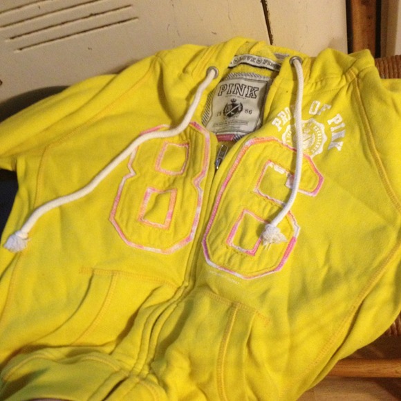 Victoria's Secret Bundle