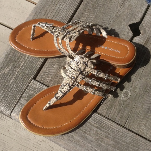 Fashion Bug Shoes - 🎈Cute Snake Skin Sandals! These are Available!