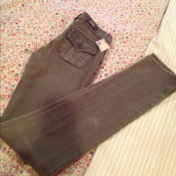 NEW!!! Rock & republic gray jeans