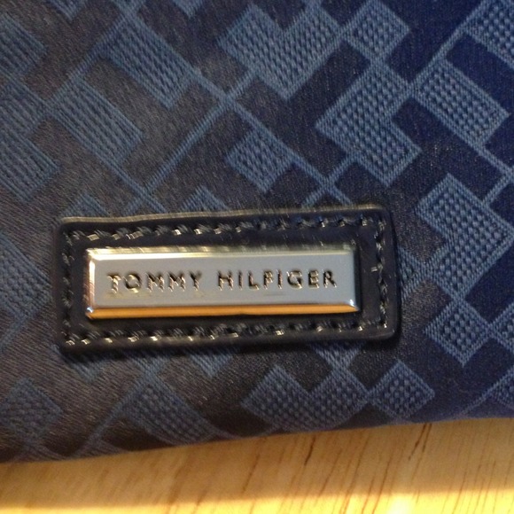 Sold - Picture 3 of 3