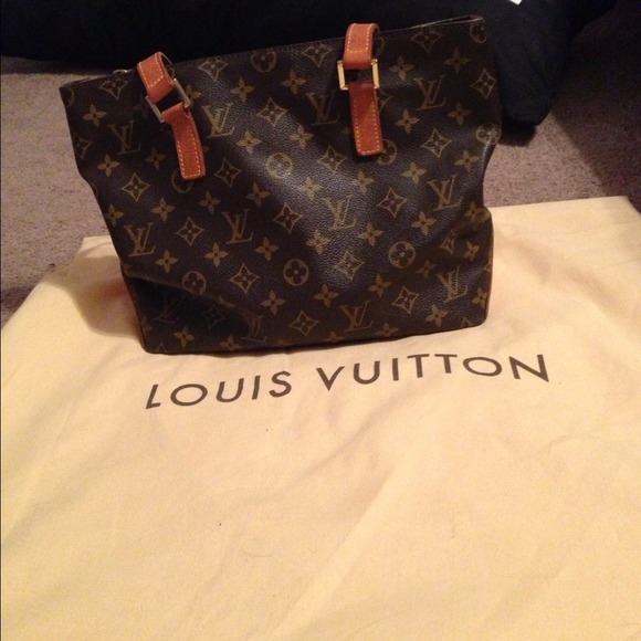 ⭐RESERVED⭐ Authentic Louis Vuitton bag