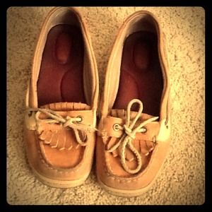 Tan SPERRY